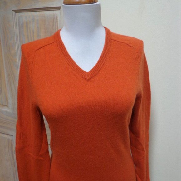 H&M CASHMERE Tangerine Color 100% Cashmere V-Neck Sweater Size XS - Picture 2 of 6
